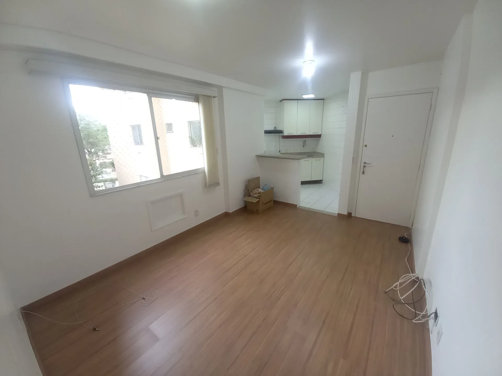 Apartment on the 3rd floor with wood or laminate floors — photo 7