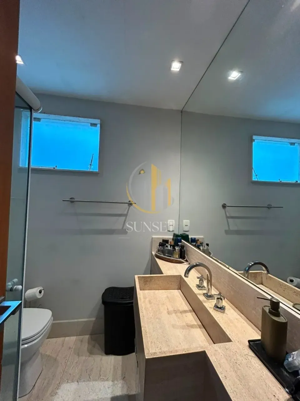 Casa sem mobília com 5 quartos e 5 banheiros — photo 5