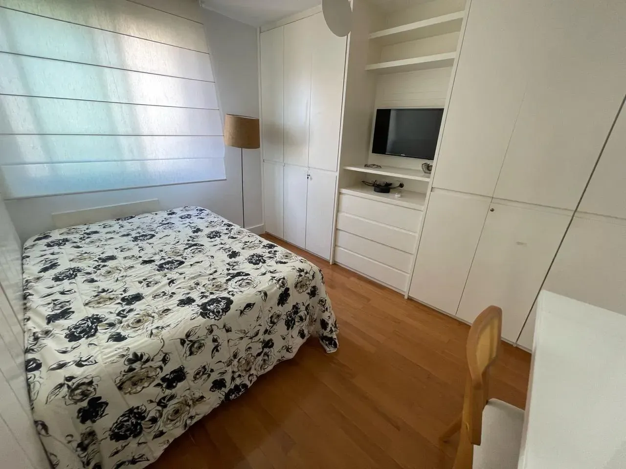 Furnished 350 m² apartment with 3 bedrooms and 6 baths — photo 8