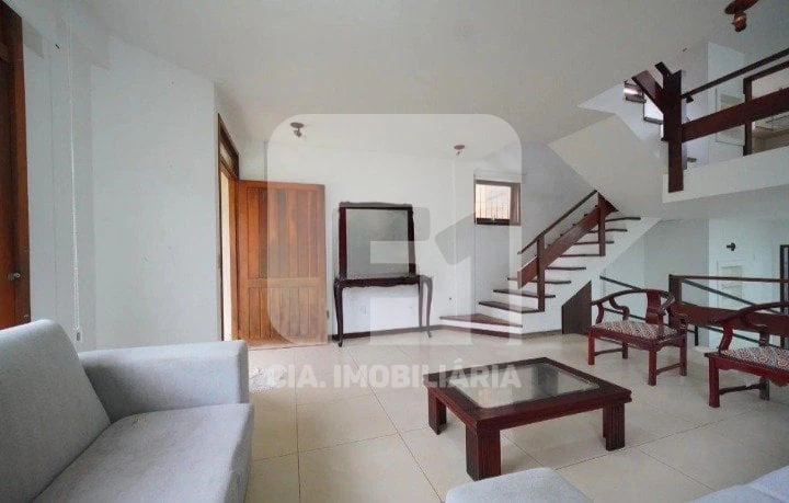 Casa mobiliada com 4 quartos e 2 suítes — photo 4