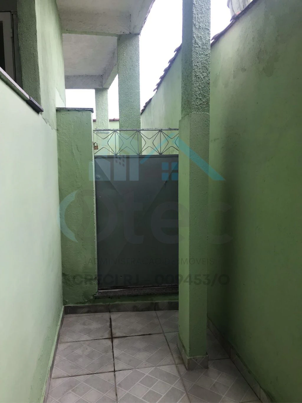 Будинок з 1 спальнею та 1 ванною без паркування — photo 15