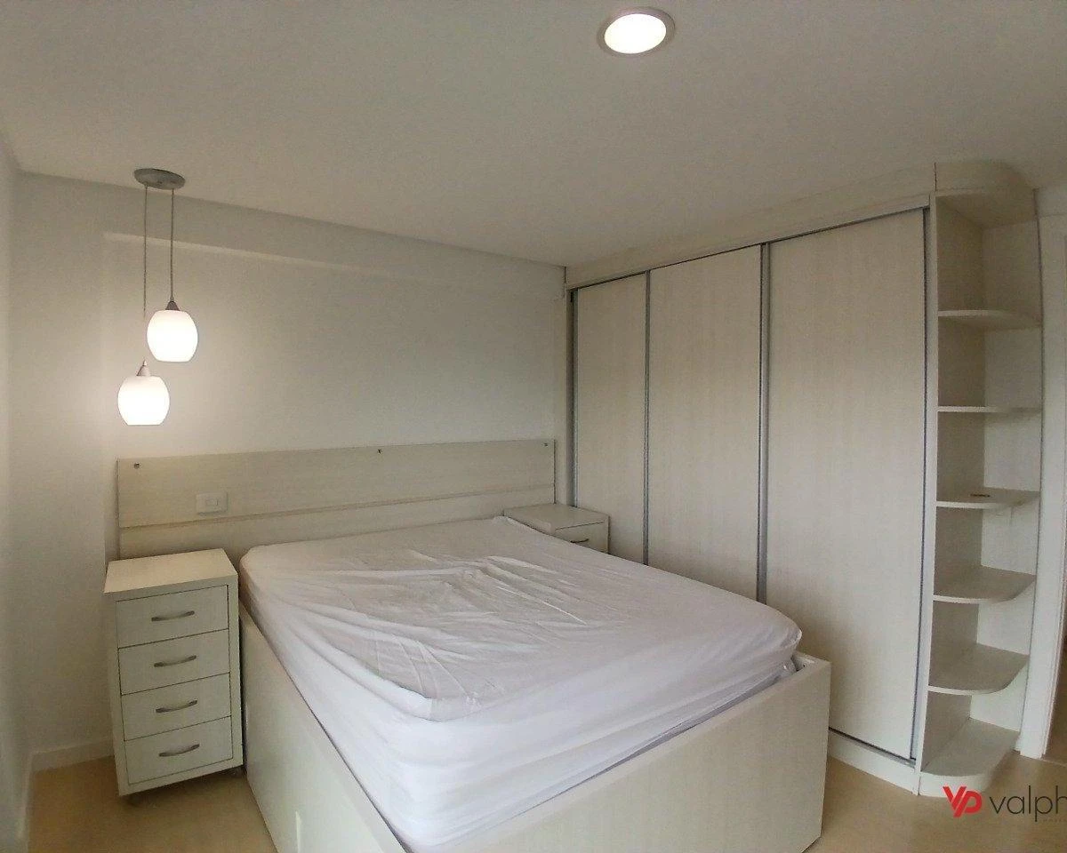 Home office in a 2-bedroom apartment, 105 m² — photo 15