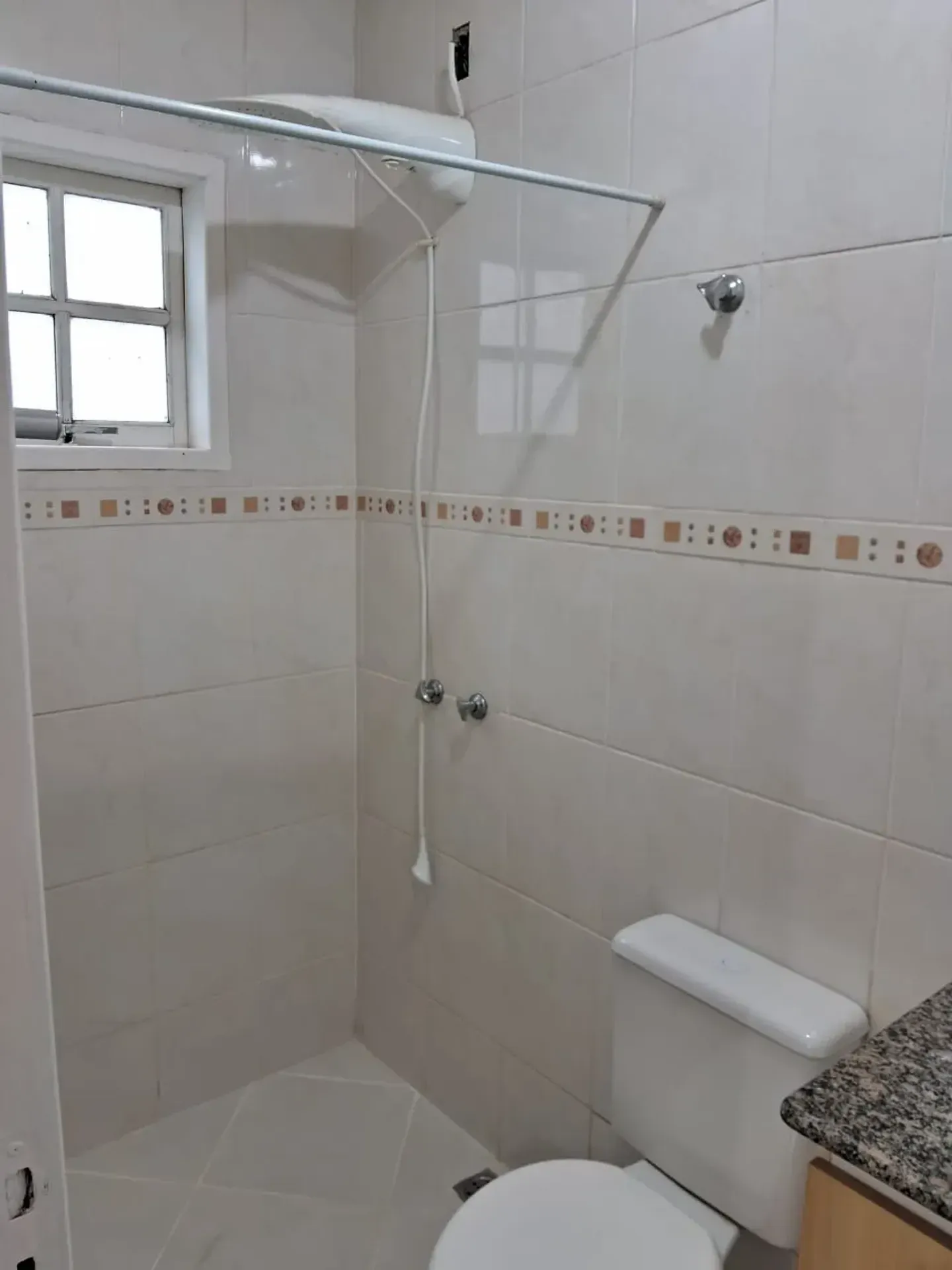 House, 250 m², with a walk-in closet — photo 9