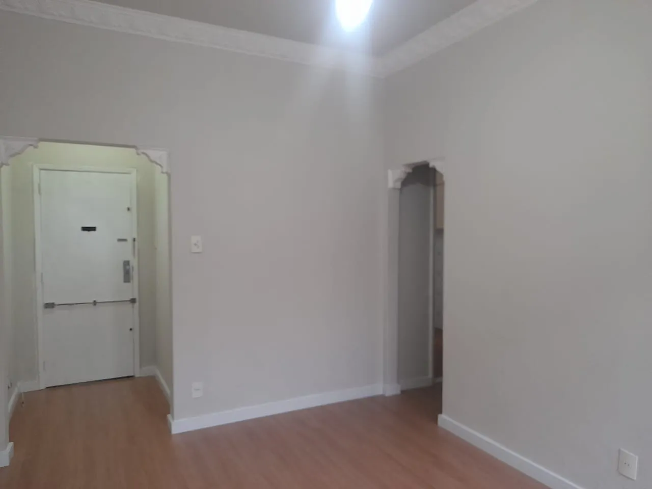 2-bedroom, 2-bath apartment with 1 parking space — photo 12