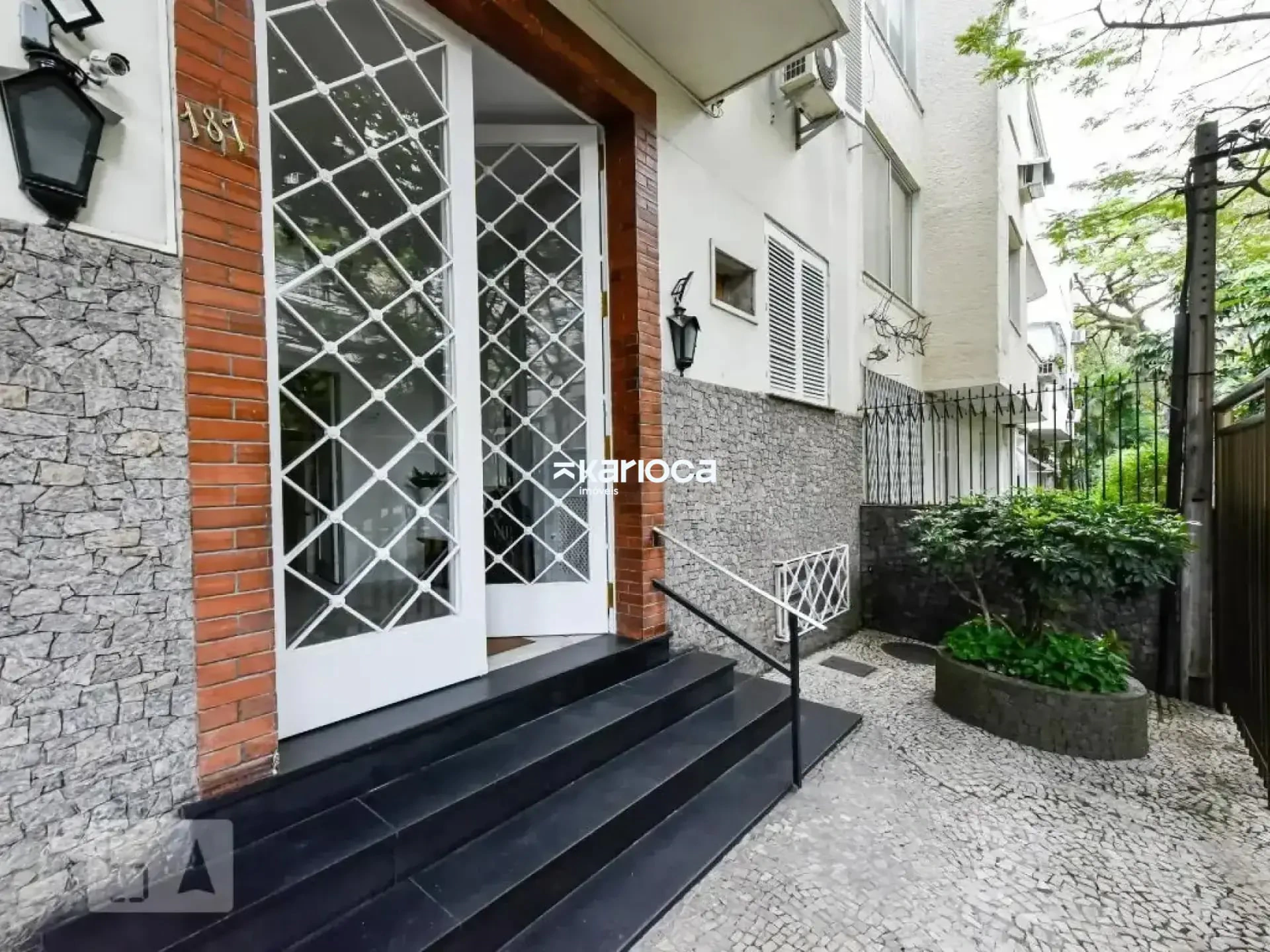 Furnished apartment, 90 m², with a dryer — photo 29