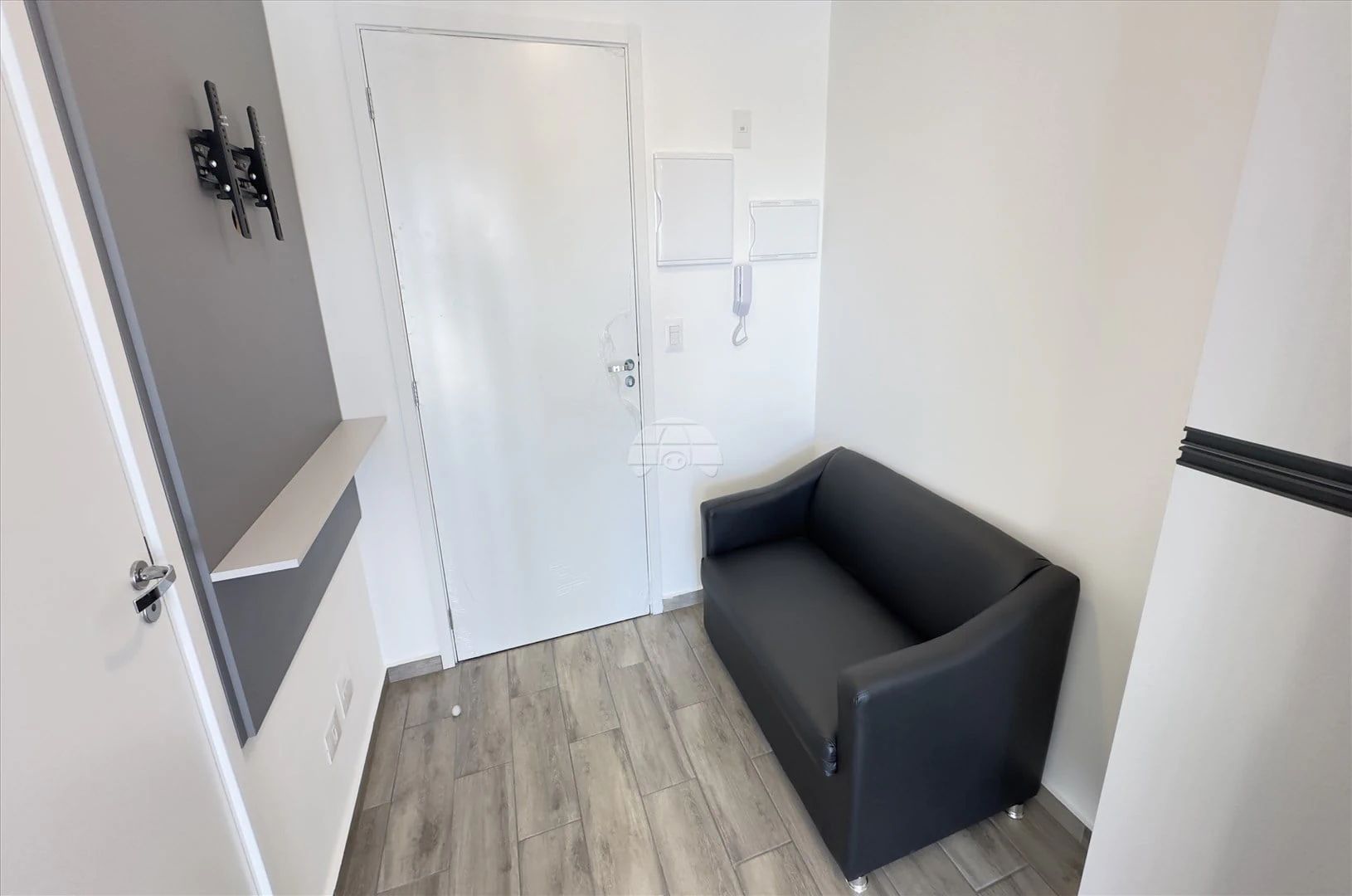 44 m² studio with parking and kitchenette — photo 5