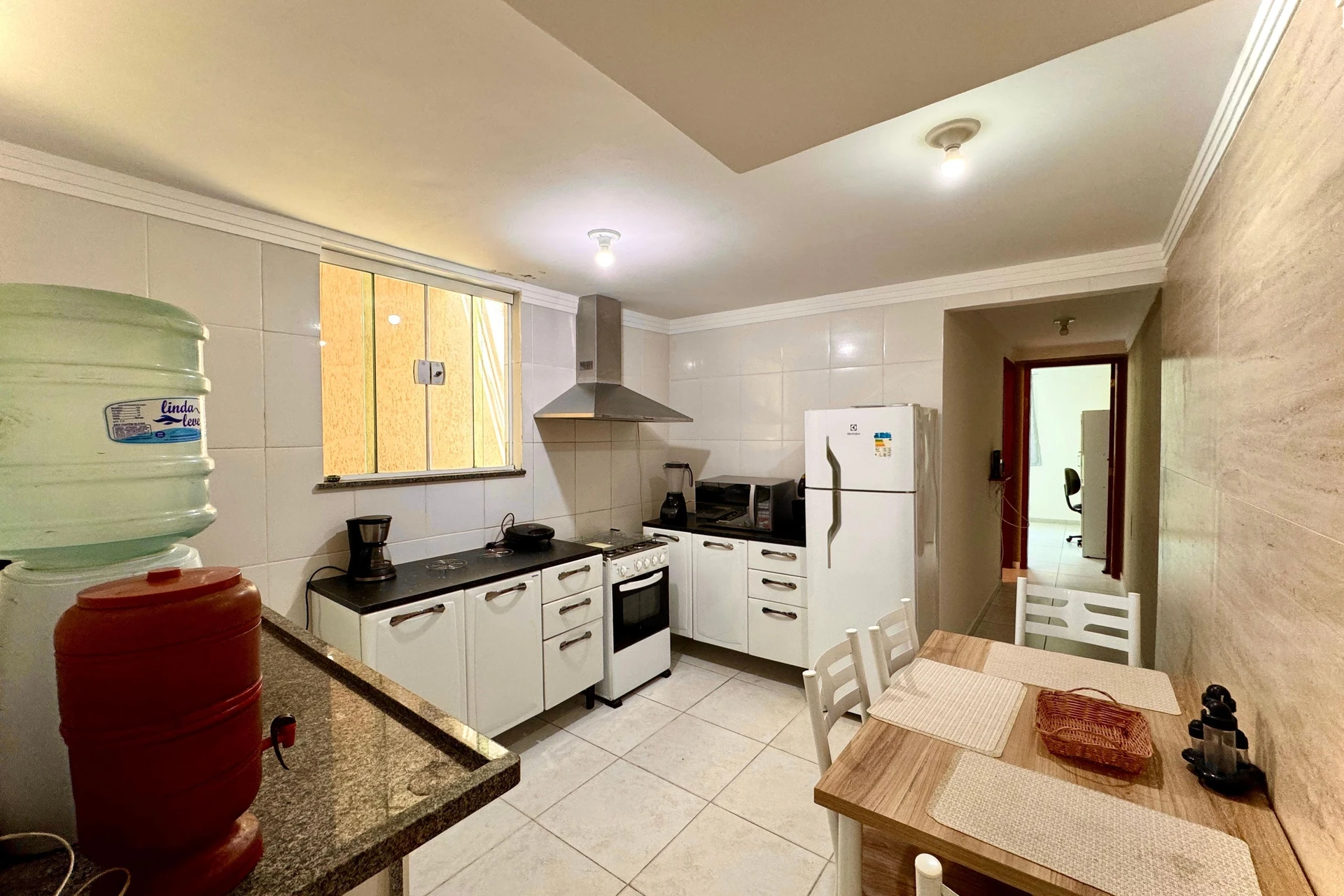 86 m² apartment with a home office and a mountain view — photo 4