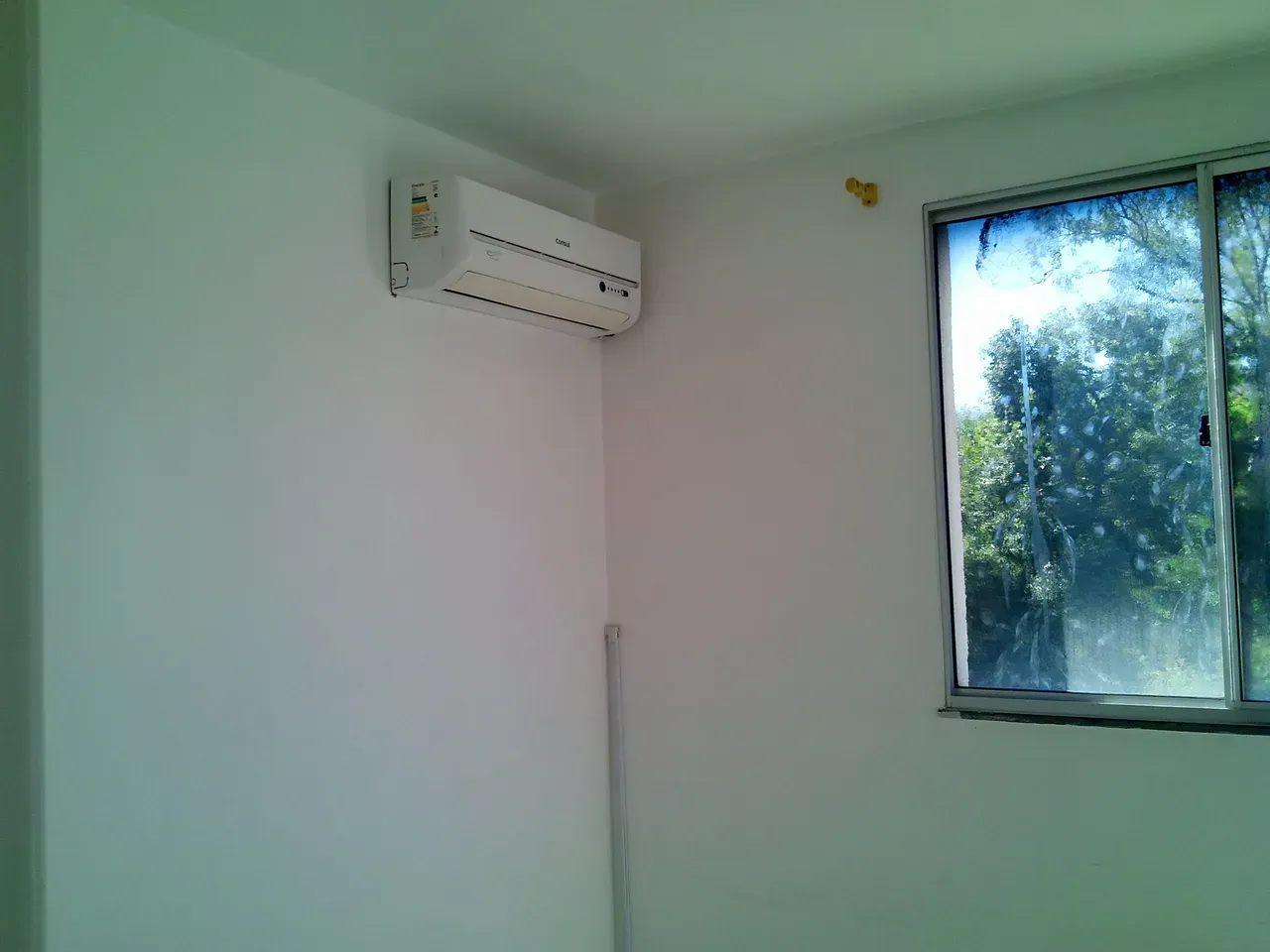 Unfurnished apartment with 2 bedrooms and 1 bathroom — photo 24