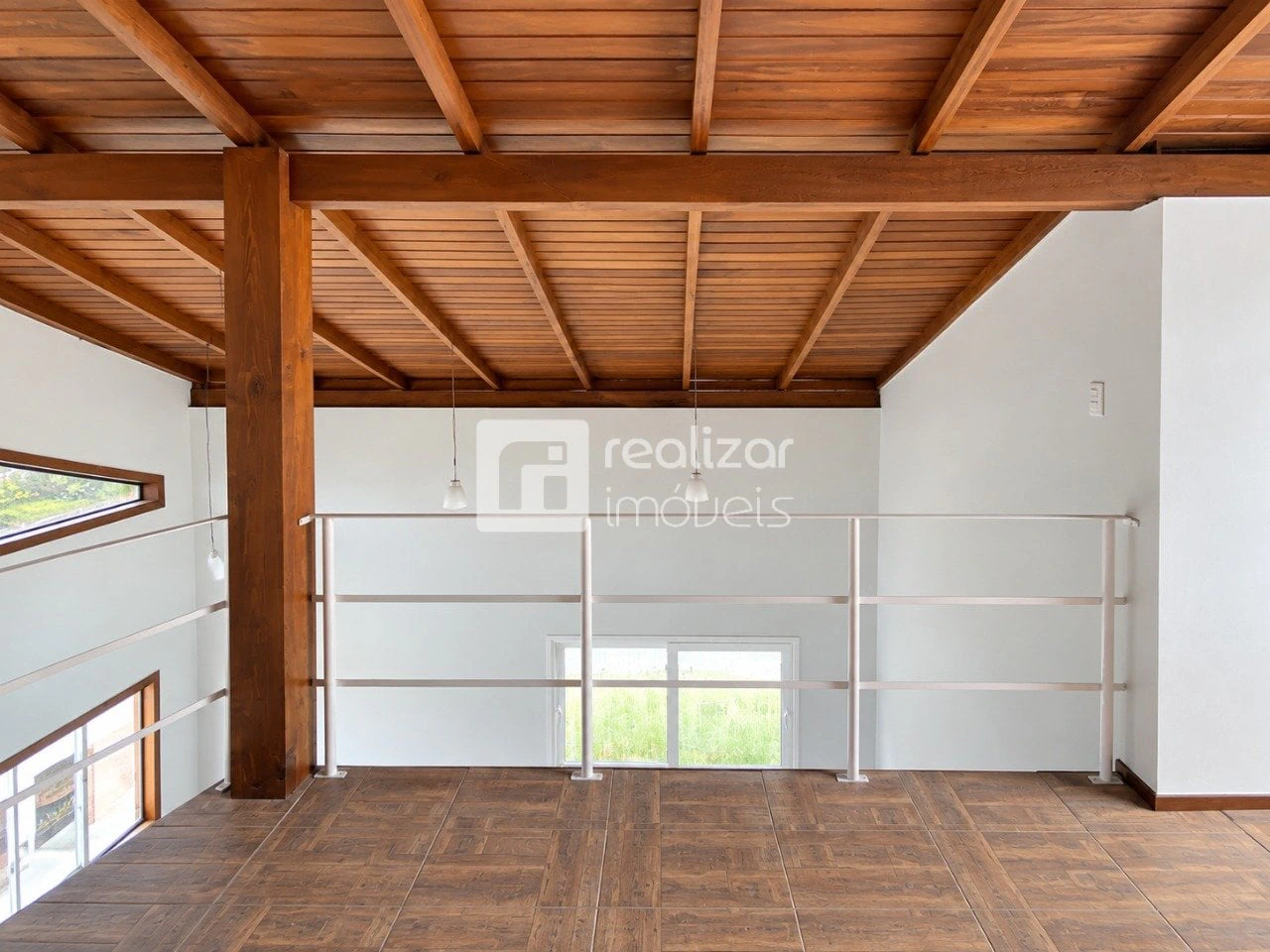 160 m² house with a bathtub and floor-to-ceiling windows — photo 13