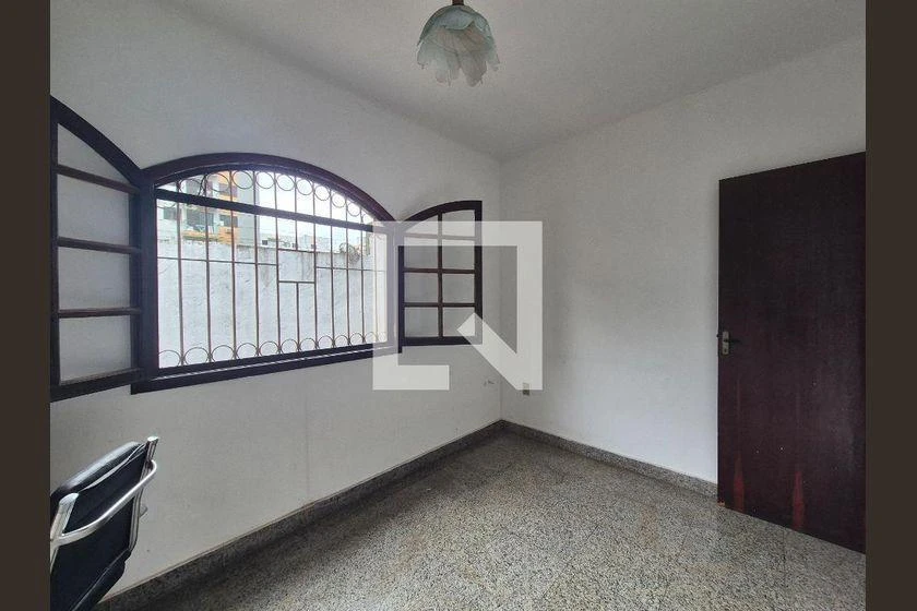 Рабочее место и 3 спальни: дом 100 м² — photo 28