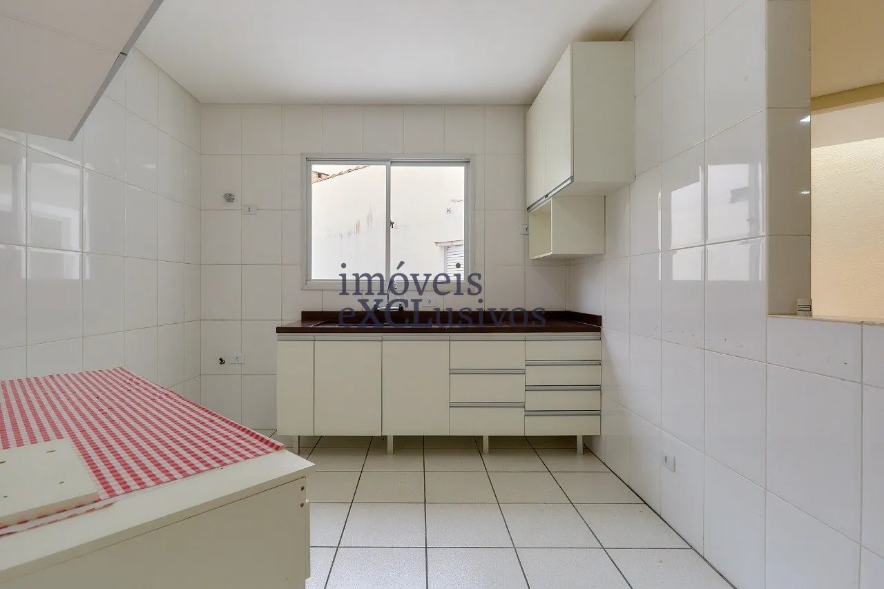 House with 3 en-suite bedrooms and 500 m², 3 parking — photo 30