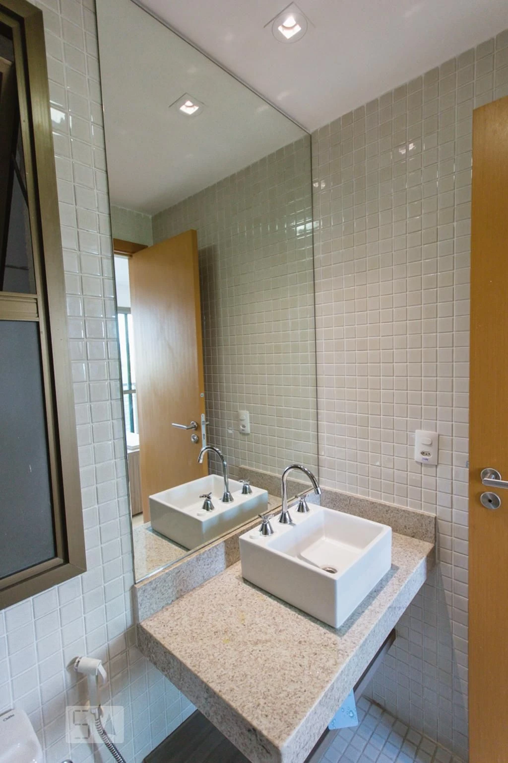Apartamento com 1 quarto e varanda, com 1 vaga — photo 27