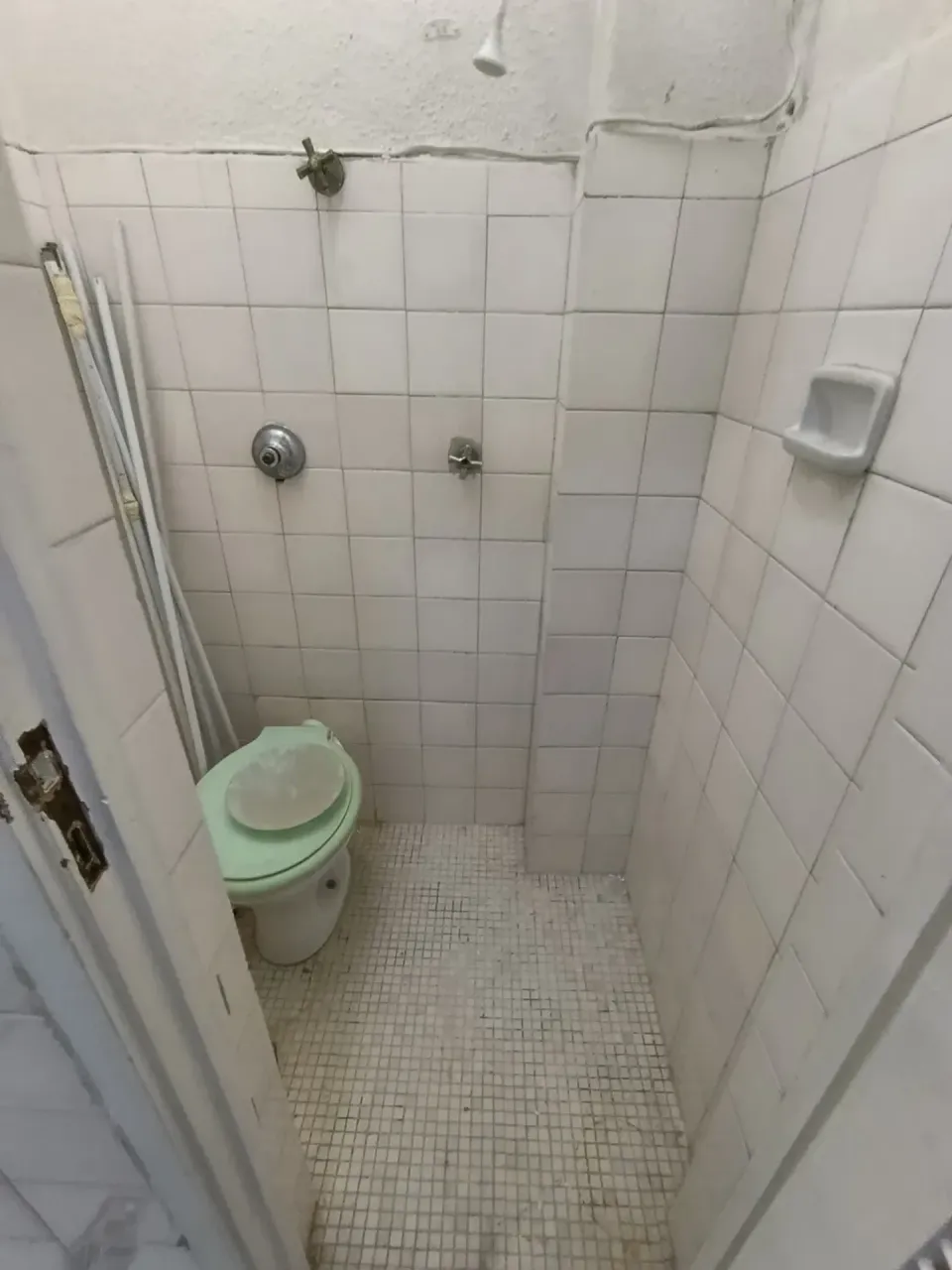 57 m² apartment with 2 bedrooms and 2 bathrooms — photo 18