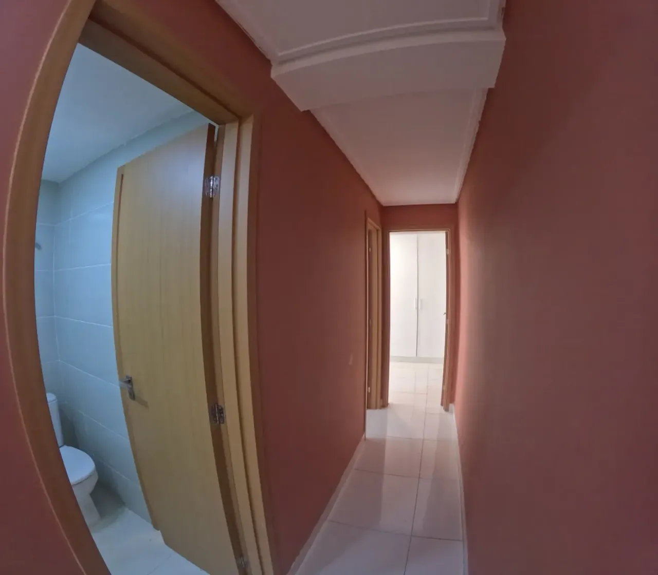 3-suite apartment with 4 bathrooms and 2 parking spots — photo 13