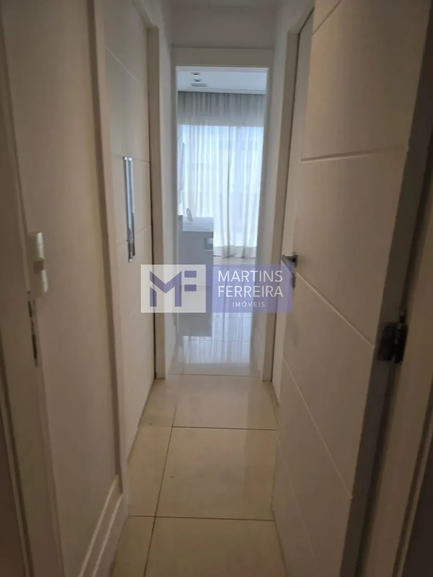 Unfurnished penthouse apartment with 4 bedrooms — photo 41