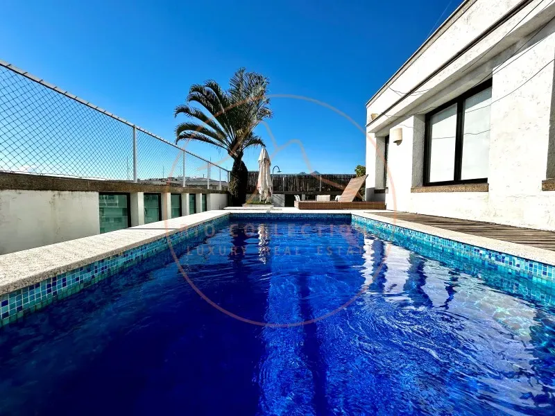 Furnished apartment, 419 m², with a bathtub — photo 23