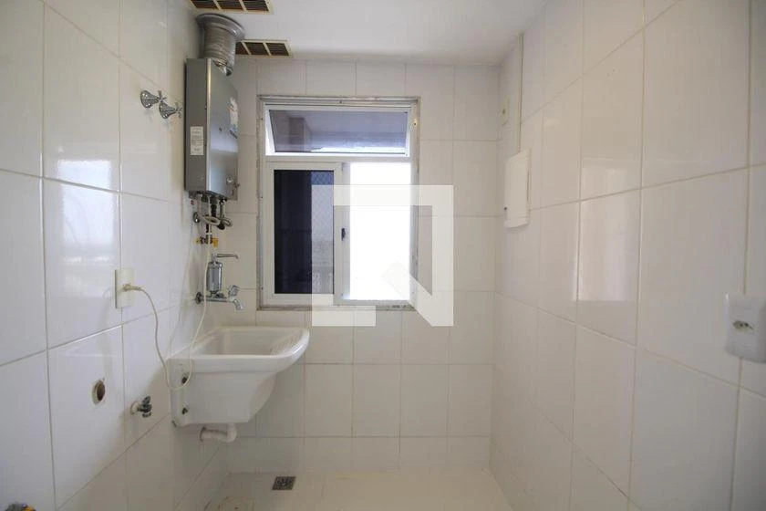 3-bedroom apartment in a building with a sauna — photo 38
