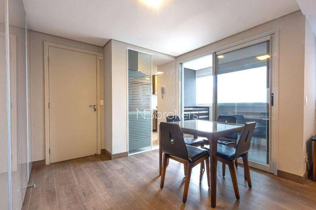 96 m² apartment with 2 bedrooms and a balcony — photo 2