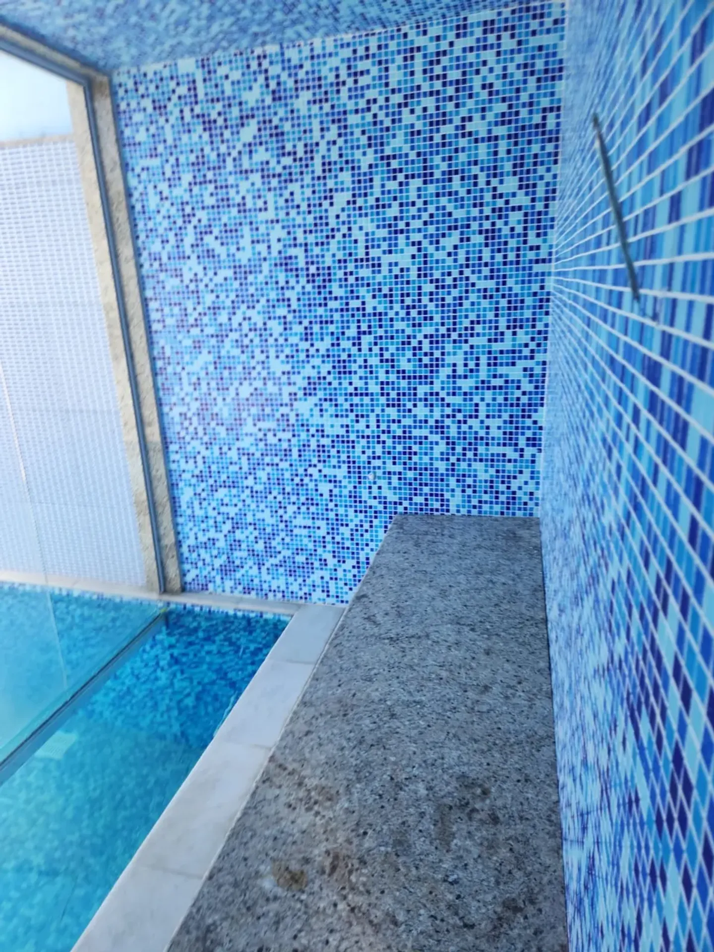 Washing machine in a 4-bedroom house, 250 m² — photo 10