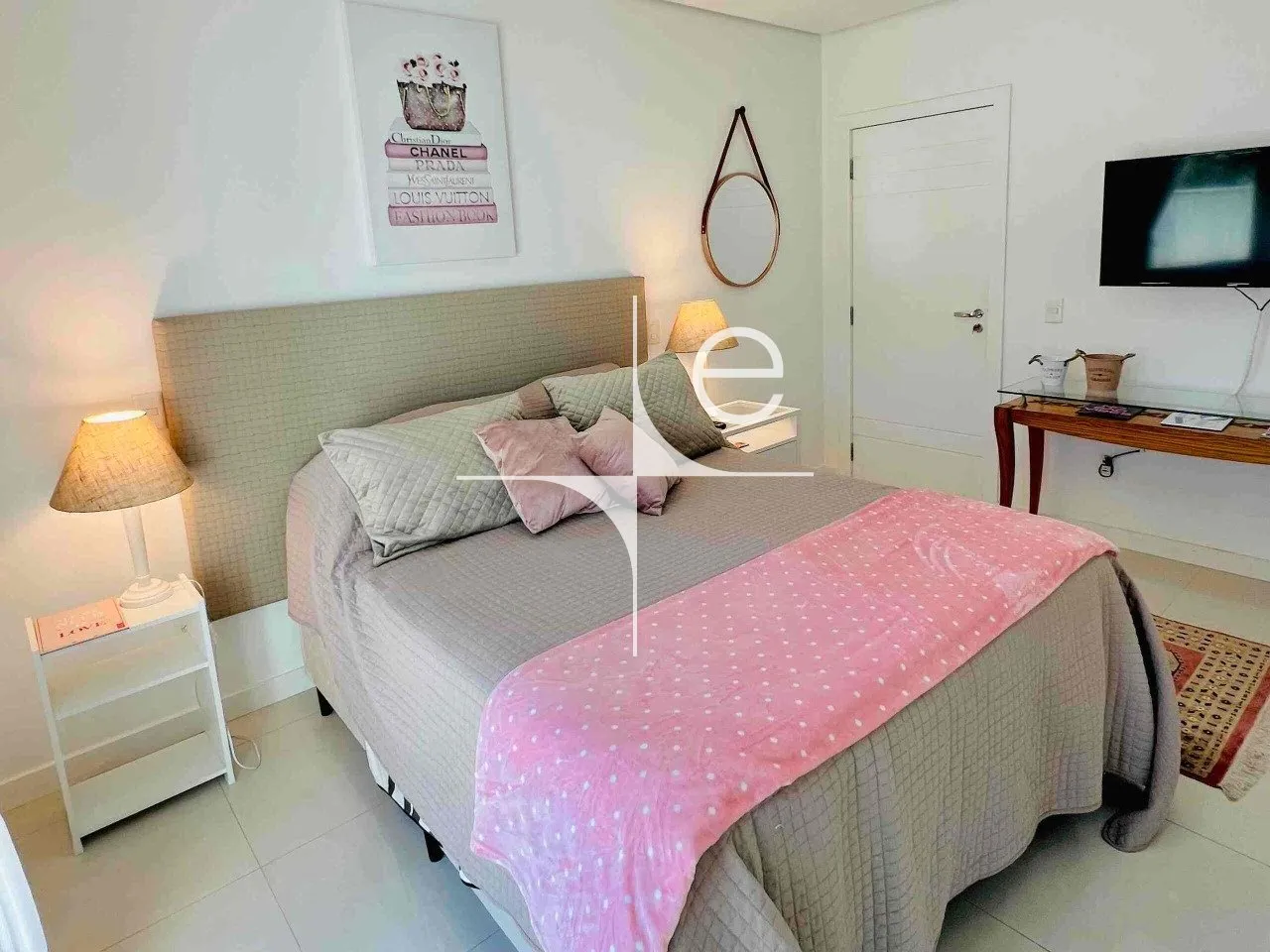 Furnished house with 7 bedrooms and a balcony BBQ — photo 27