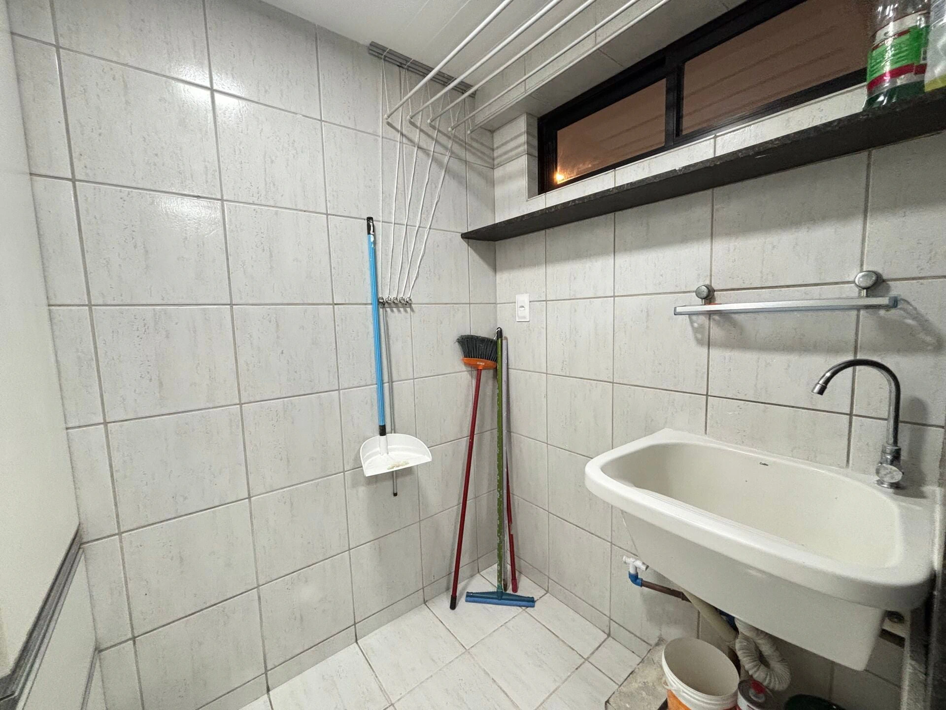 2-bedroom apartment with suite and 1 parking space — photo 5