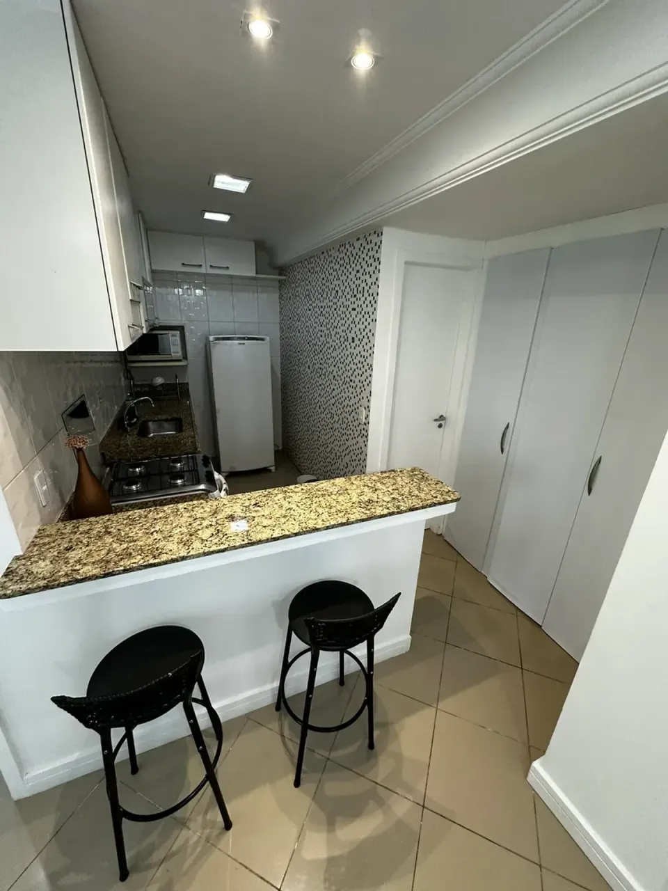 Apartamento mobiliado com 1 quarto e varanda fechada — photo 20
