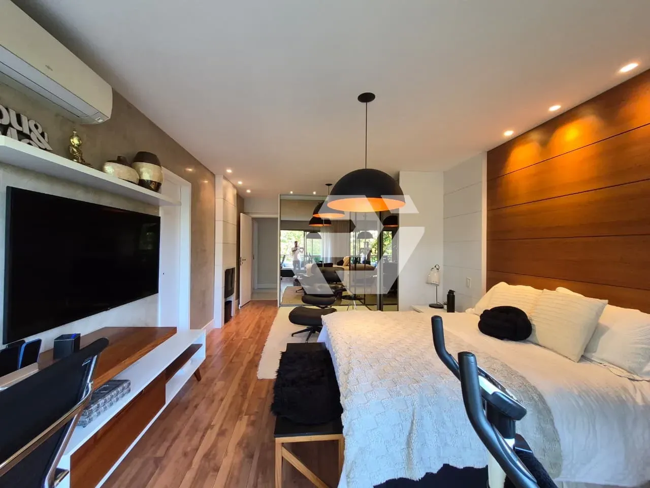 4-bedroom, 5-bath apartment with balcony and 3 parking — photo 50