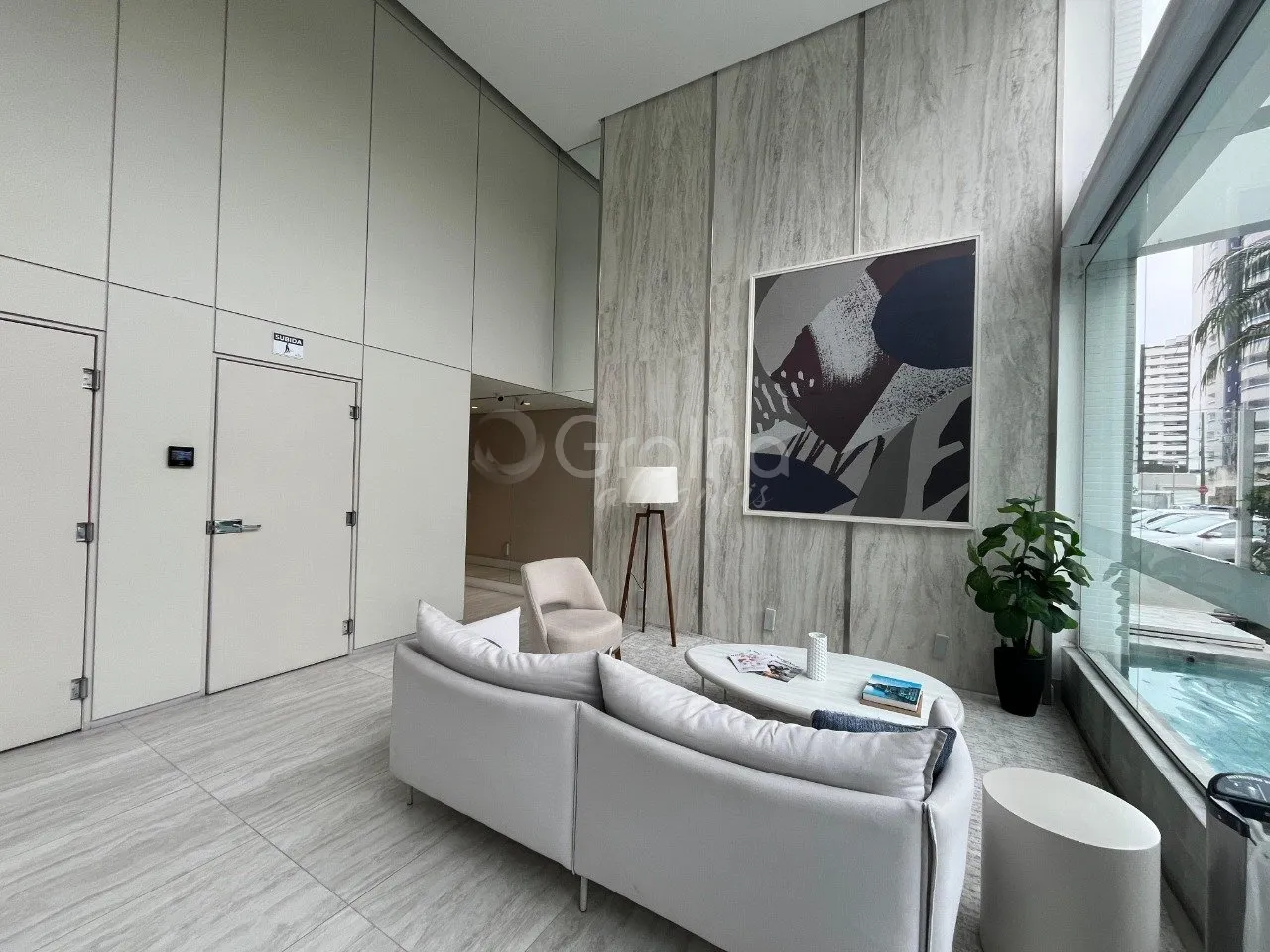 Furnished 3-bedroom apartment with 131 m² and 3 parking