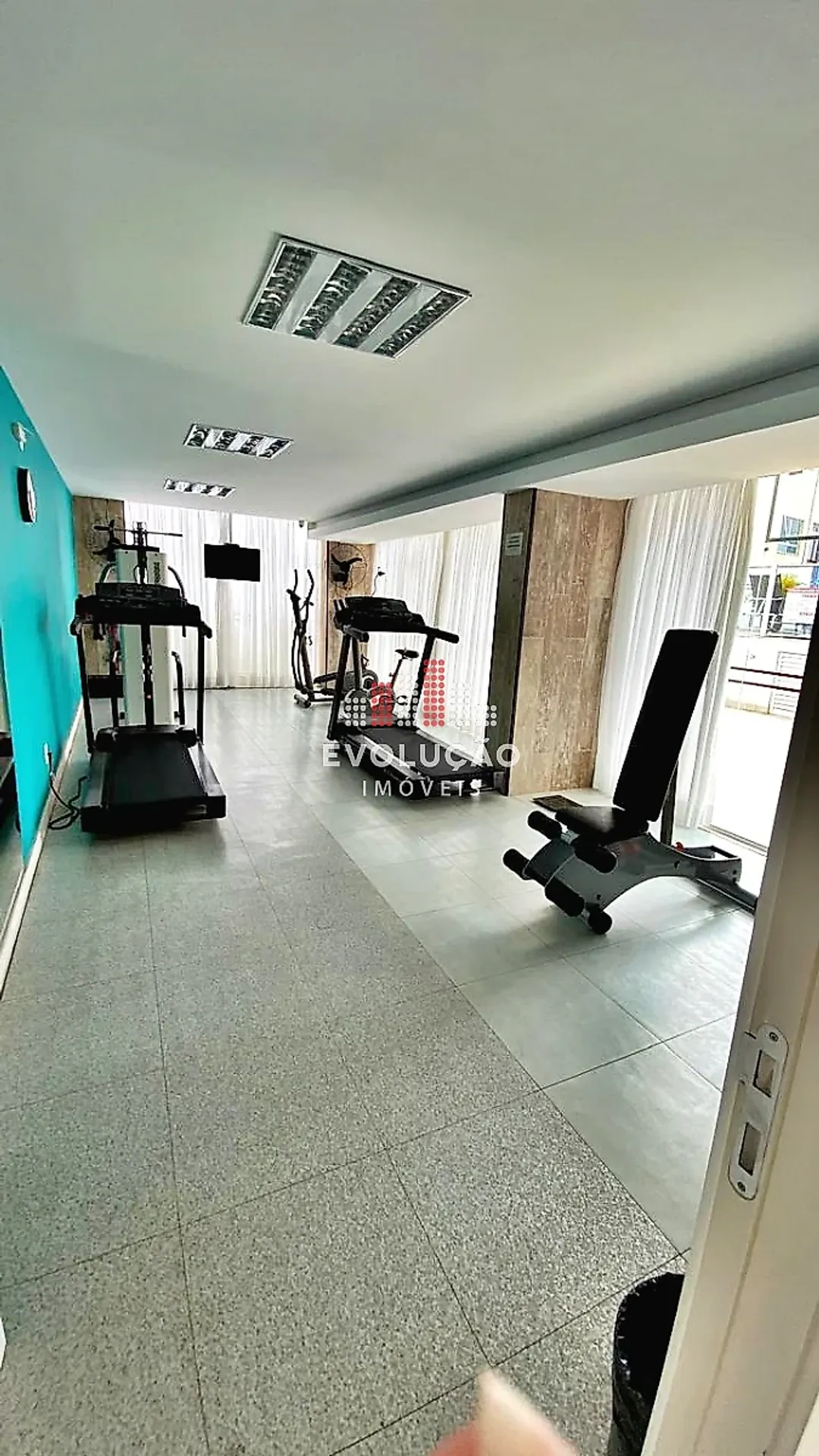 Apartamento de 3 dormitorios de 85 m² con balcón y parrilla — photo 25