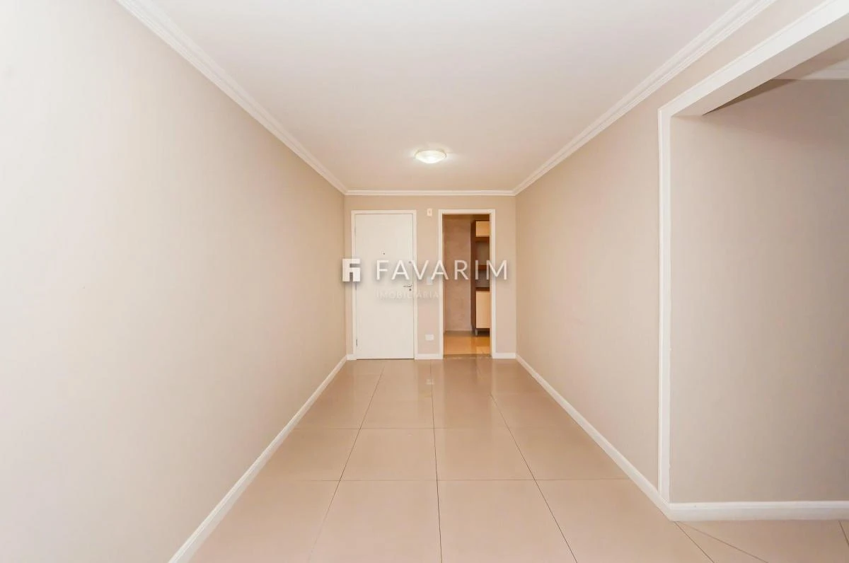3-bedroom apartment in a building with a pool — photo 29