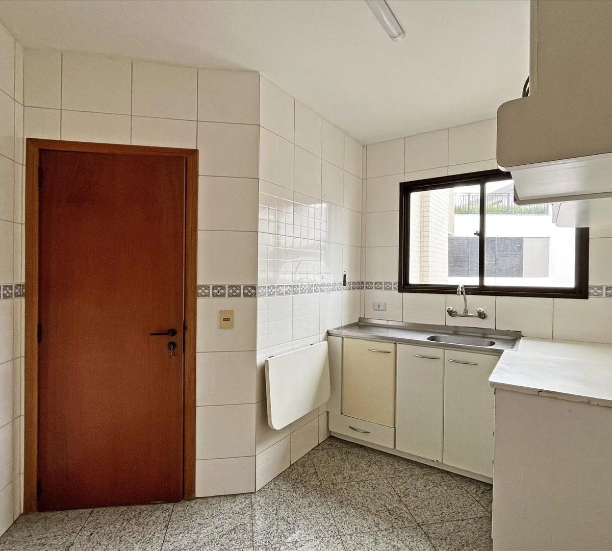 Park view in a 3-bedroom apartment, 177 m² — photo 6