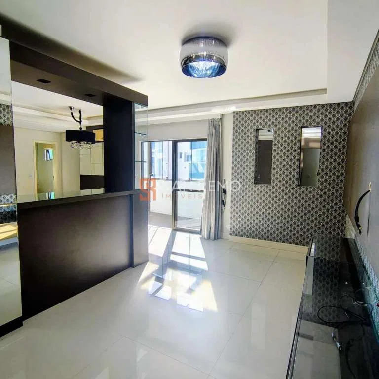 Квартира 142 м² с панорамными окнами и застеклённым балконом — photo 10