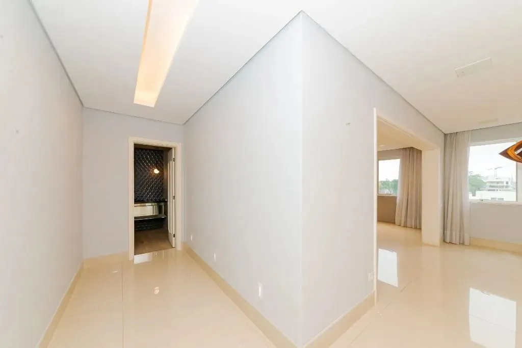 2-bedroom apartment with 2 en-suite bathrooms; 331 m² — photo 8