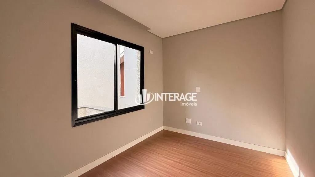 Townhouse with 3 bedrooms, en-suite and private garden — photo 22
