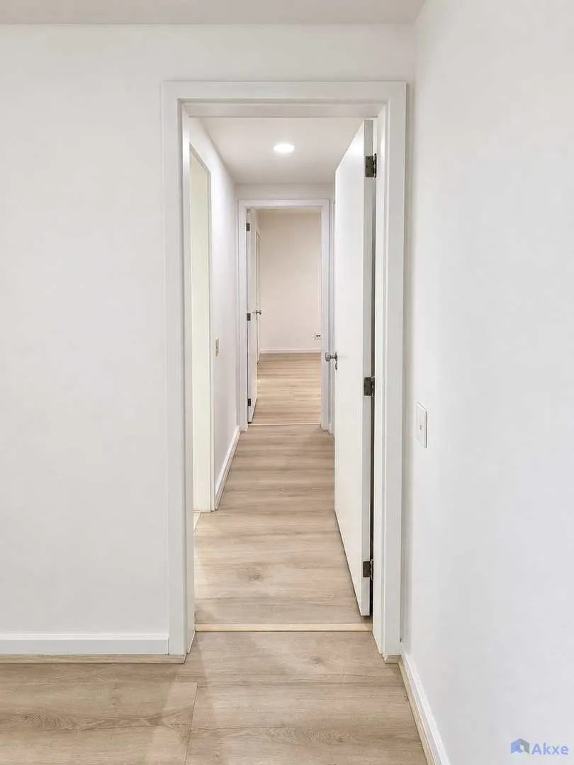 Apartamento de 2 quartos em condomínio com piscina aquecida — photo 25