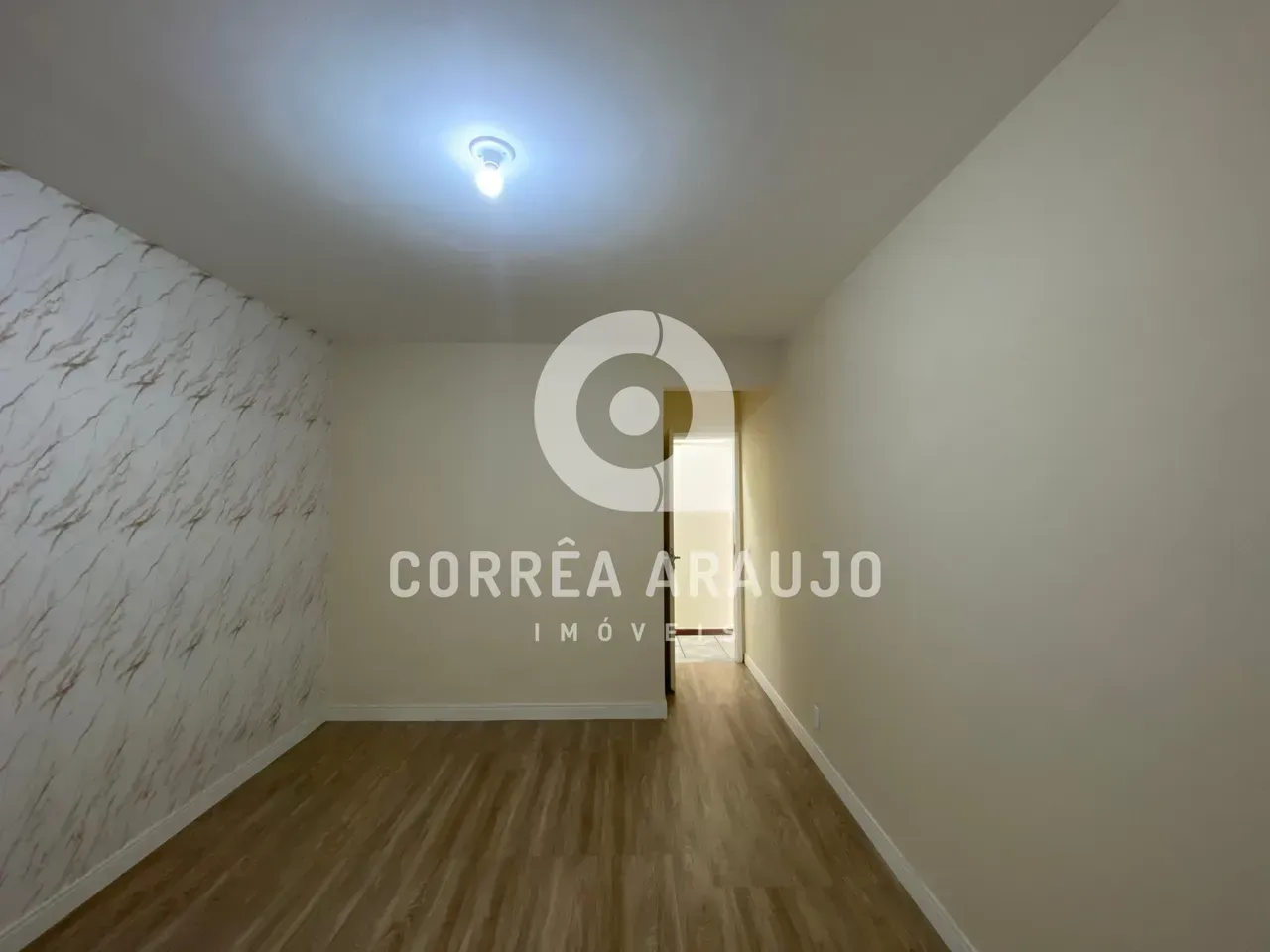 Apartment with 2 bedrooms, balcony and 1 parking space — photo 13