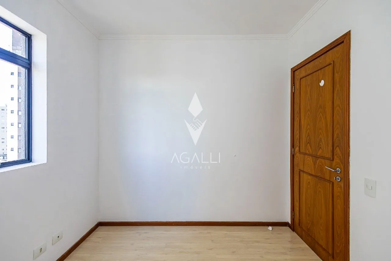 Apartment, 112 m², with a glass-enclosed balcony — photo 41