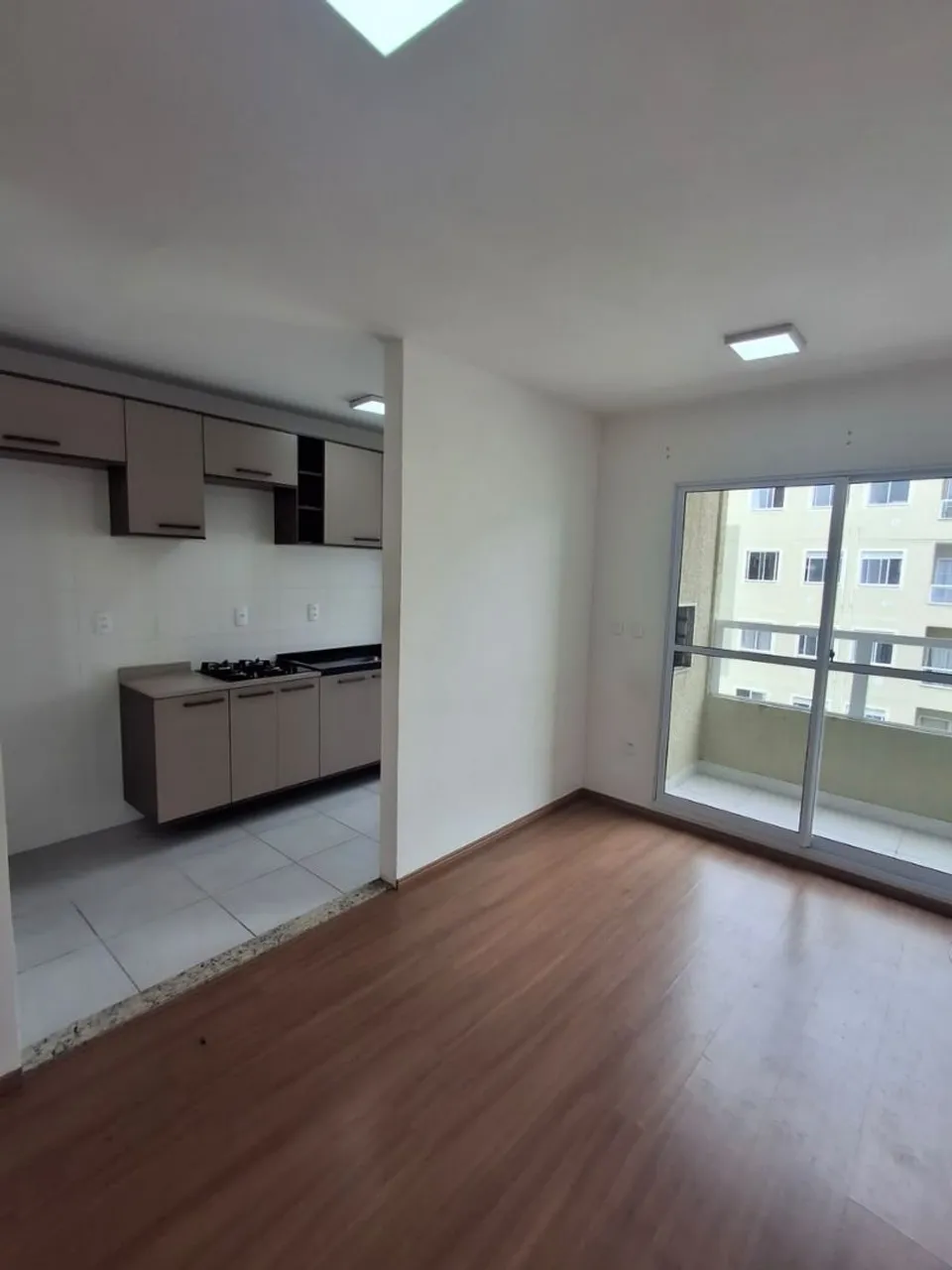 2-bedroom apartment with a washing machine — photo 2