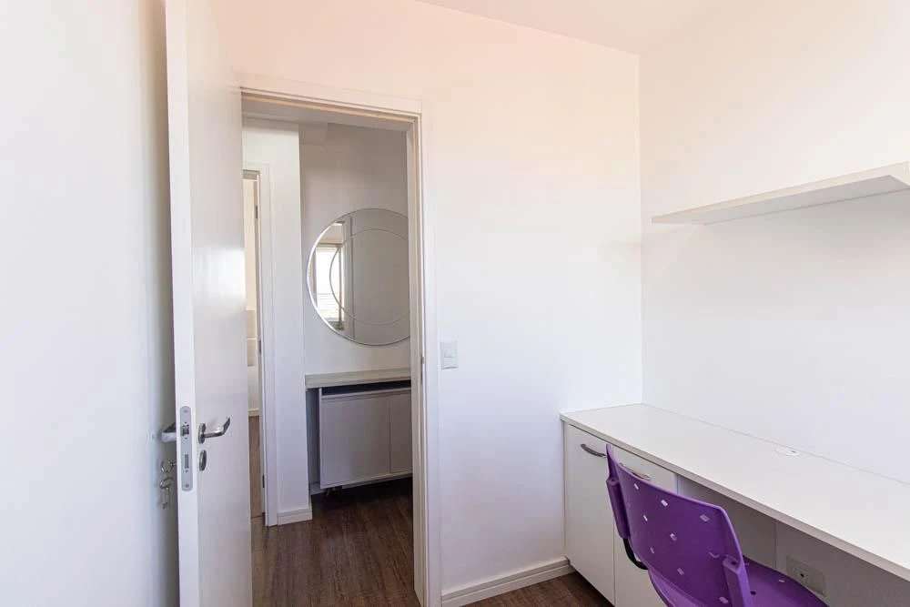 Home office in a 3-bedroom apartment, 63 m² — photo 40