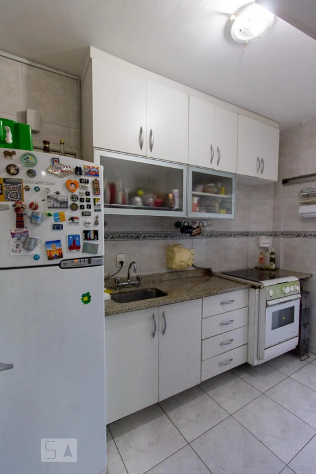 Furnished apartment with 2 bedrooms and 2 bathrooms — photo 22