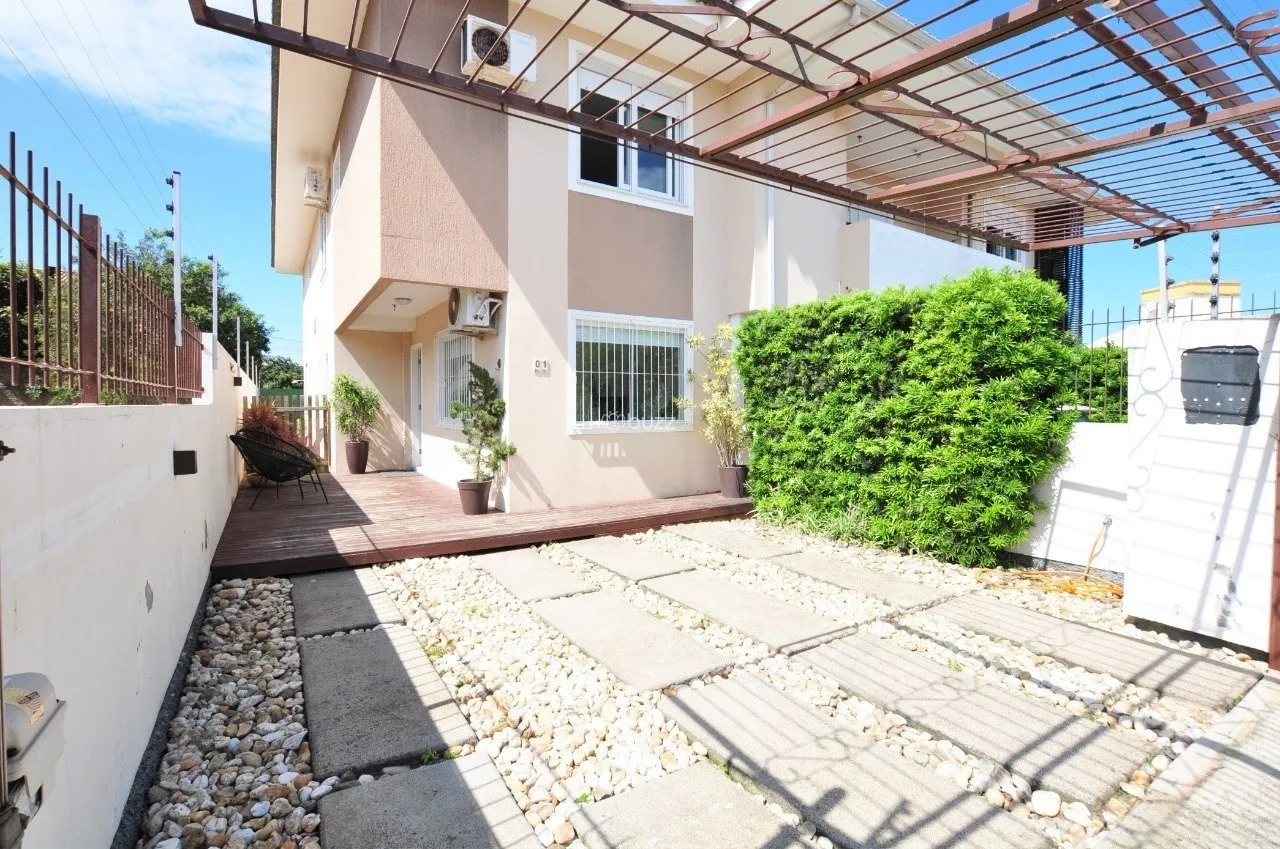 146 m² house with a walk-in closet and a garden — photo 7