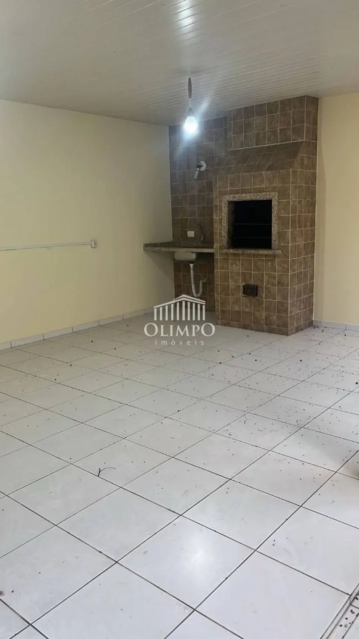 3-bedroom house with a walk-in closet in Curitiba — photo 17