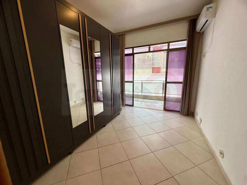 3-bedroom apartment in a building with a sauna — photo 3