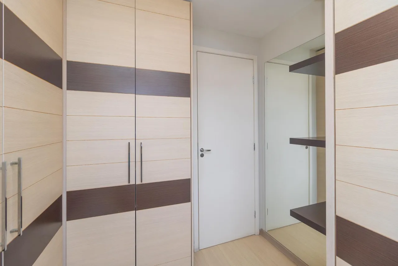 3-bedroom apartment with glassed-in balcony — photo 5