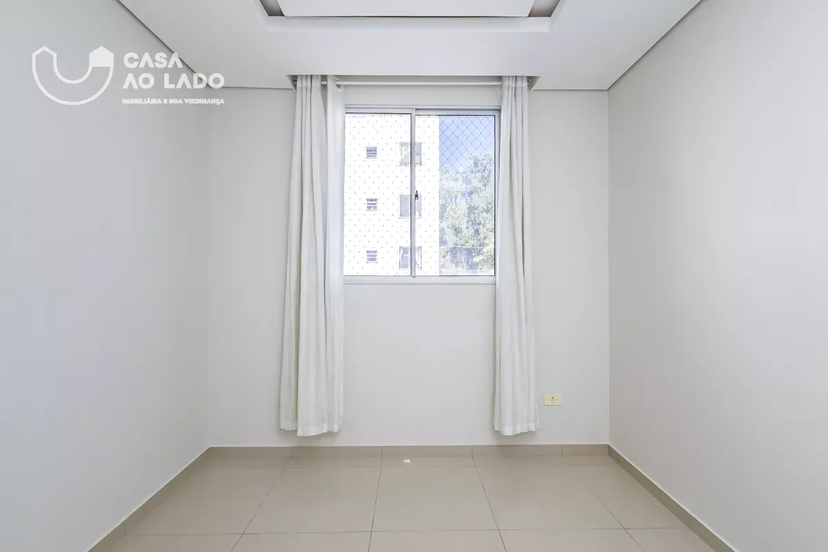 2-bedroom apartment in a building with a gym — photo 9