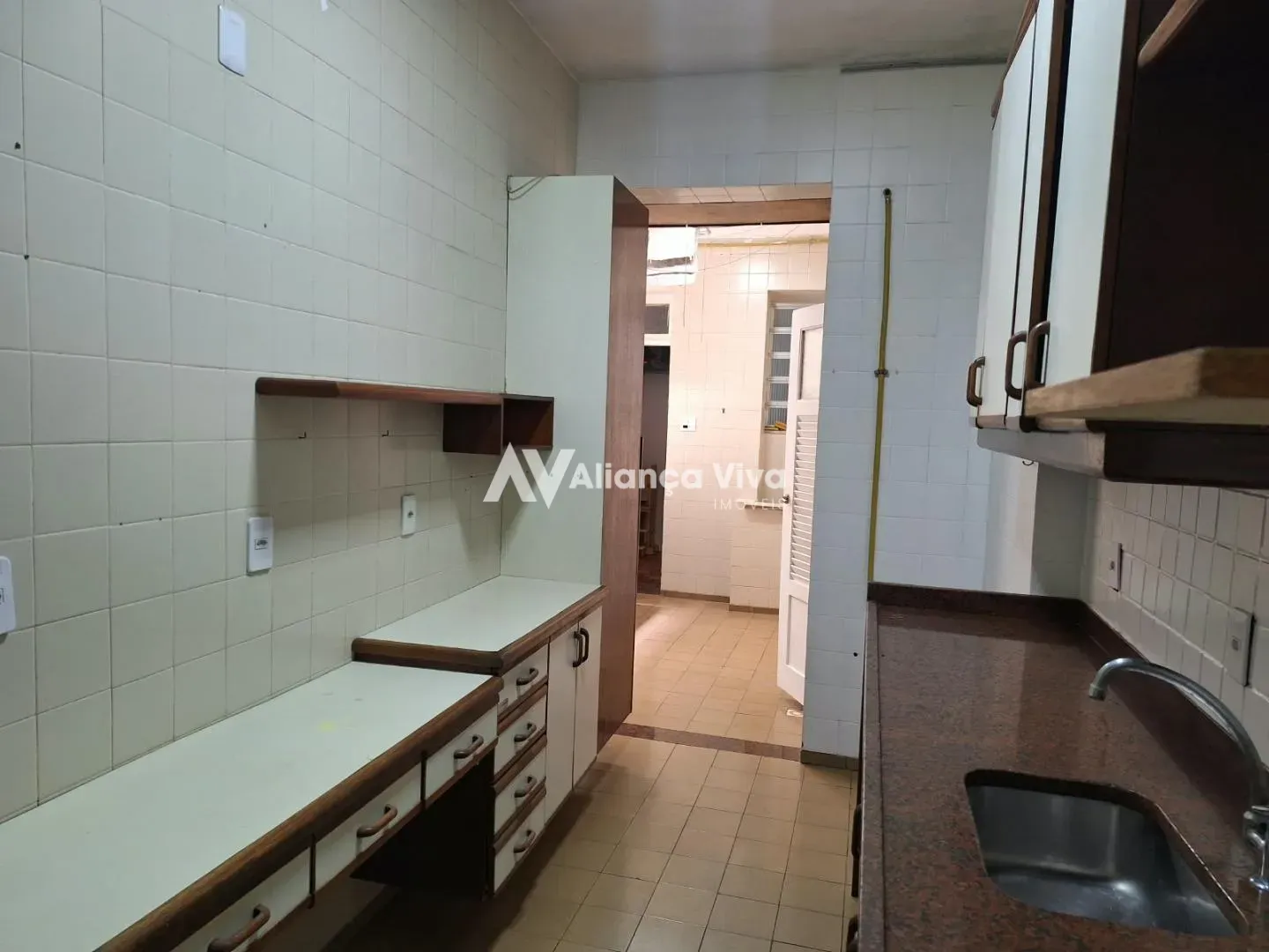 Квартира з 3 спальнями та пральною машиною — photo 2