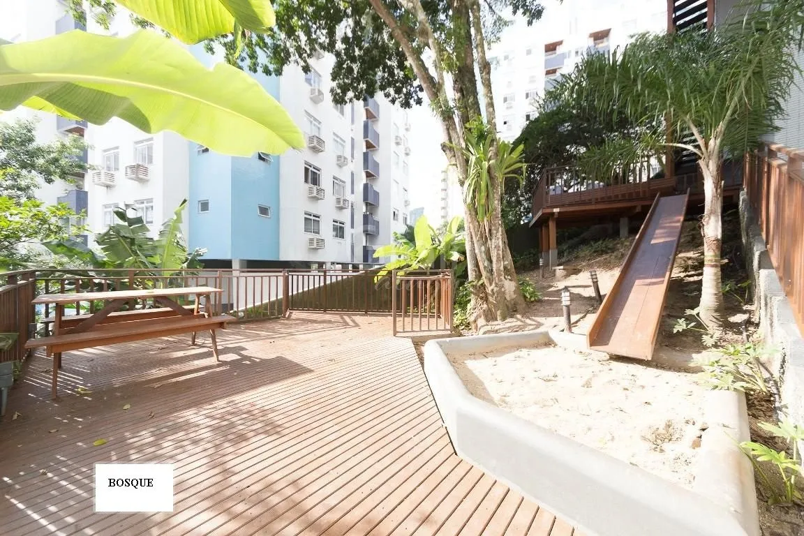 Furnished 99 m² apartment with 2 bedrooms and an en-suite — photo 21