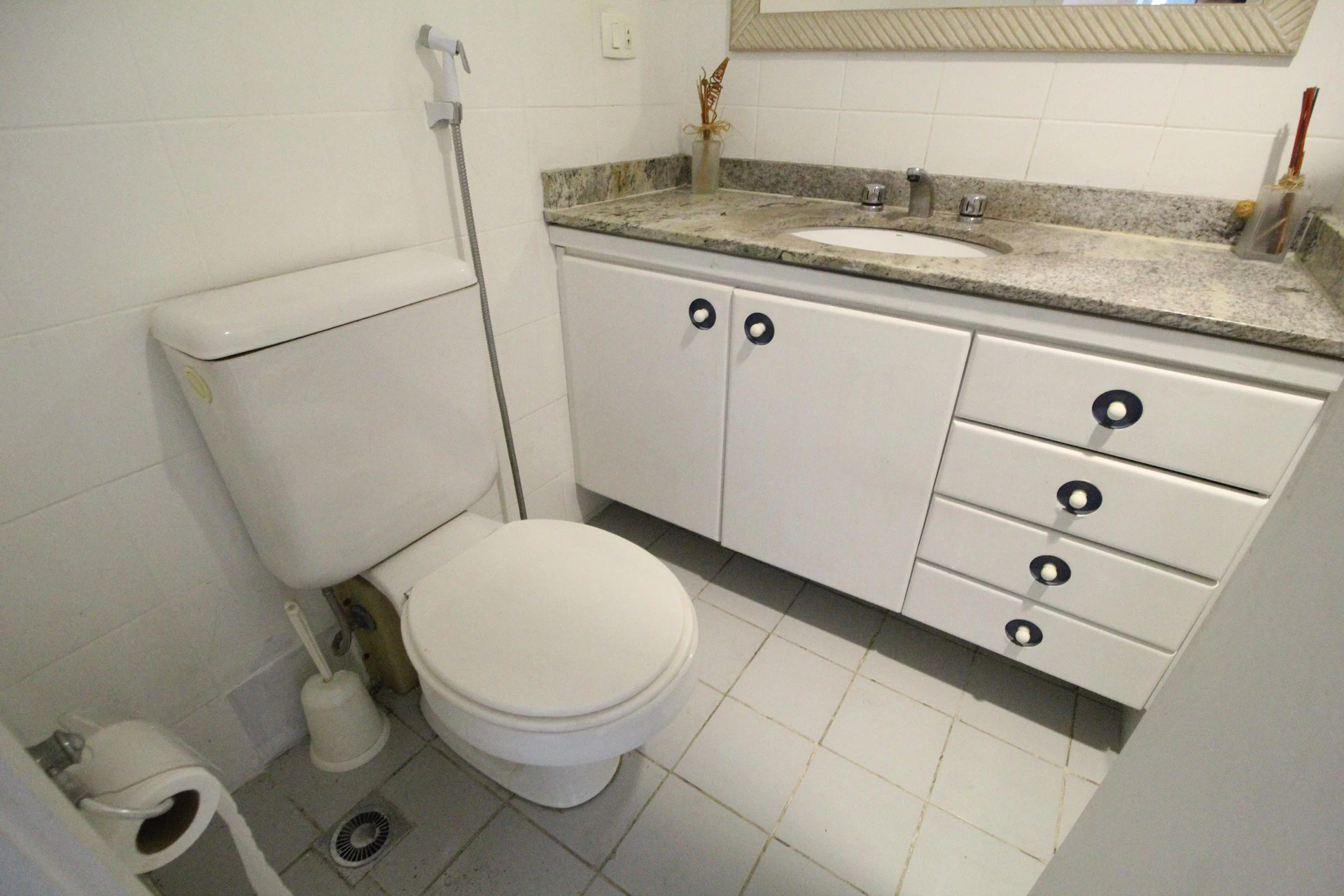 3-bedroom apartment in a building with a sauna — photo 25