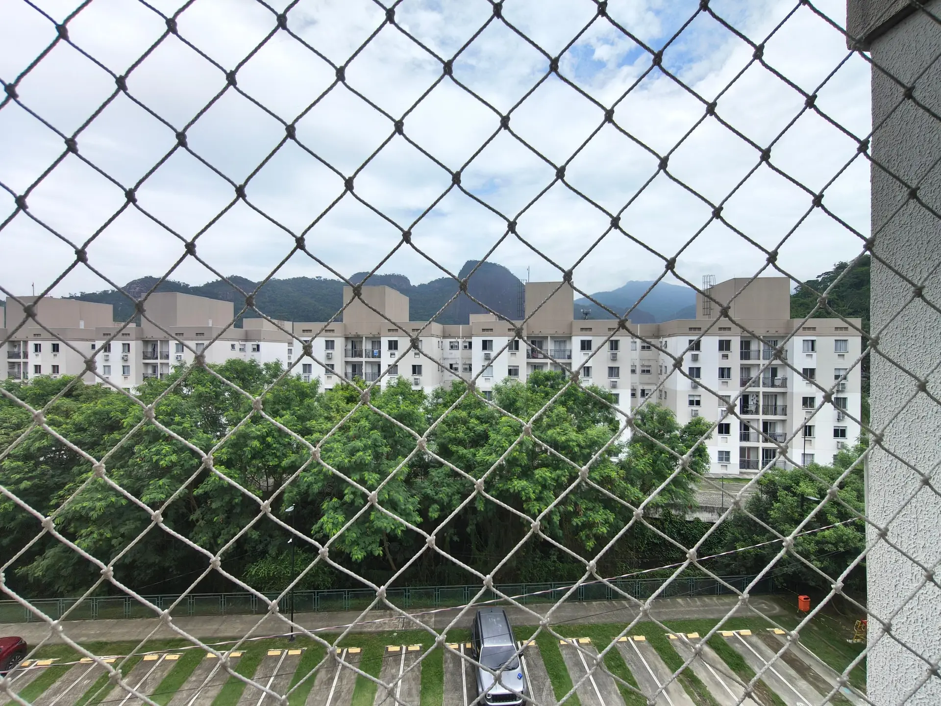 Mountain view in a 2-bedroom apartment, 45 m² — photo 21