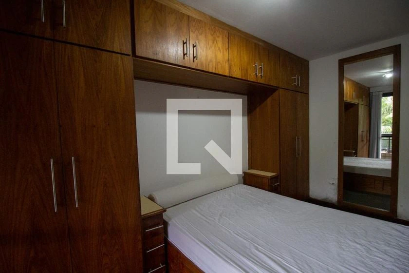 200 m² apartment with 3 bedrooms and 2 parking spaces — photo 16